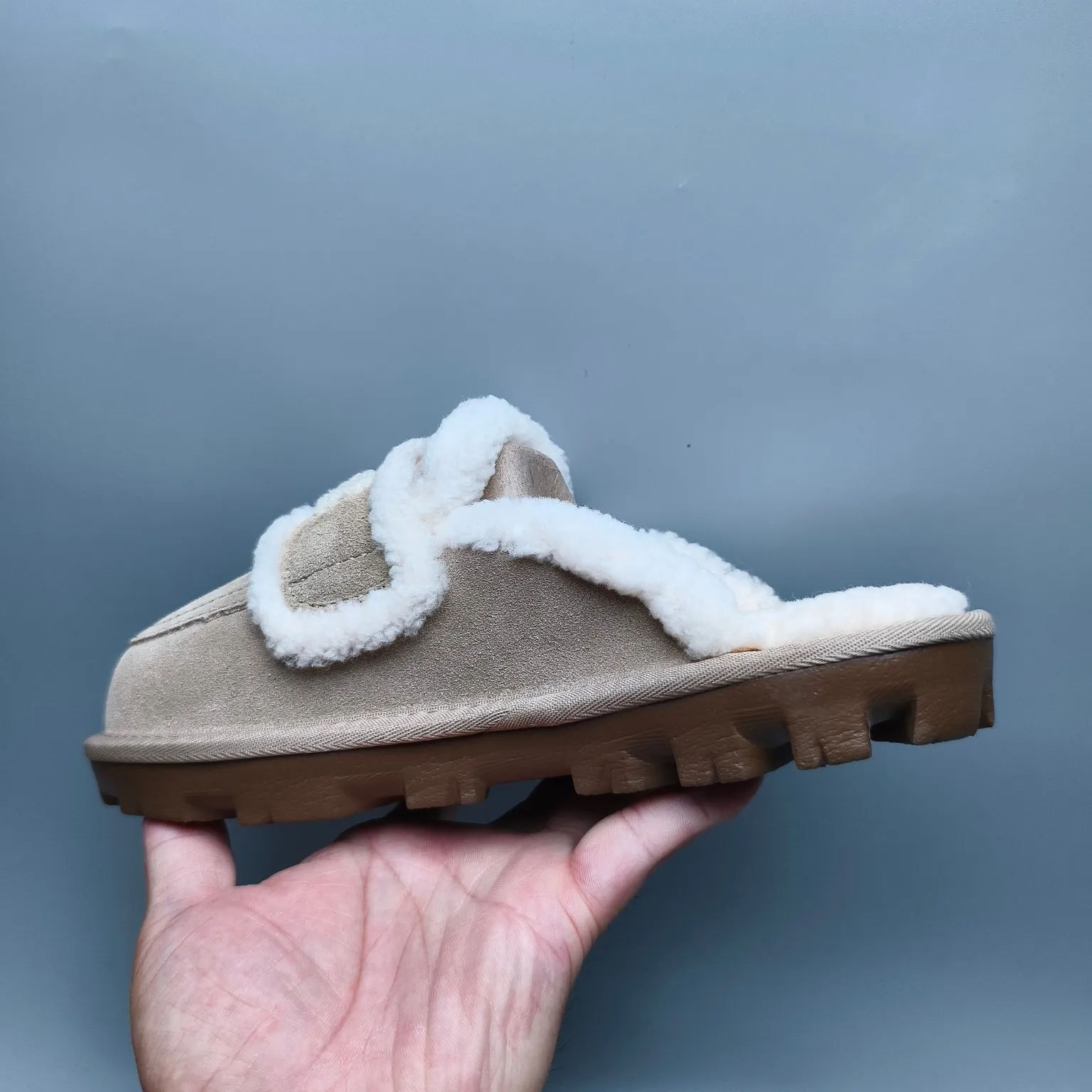 💰440 UGG sheepskin all-in-one snow boots 1206 curly large LOGO casual fur mop Color: maroon sand antelope brown Size: 35-40